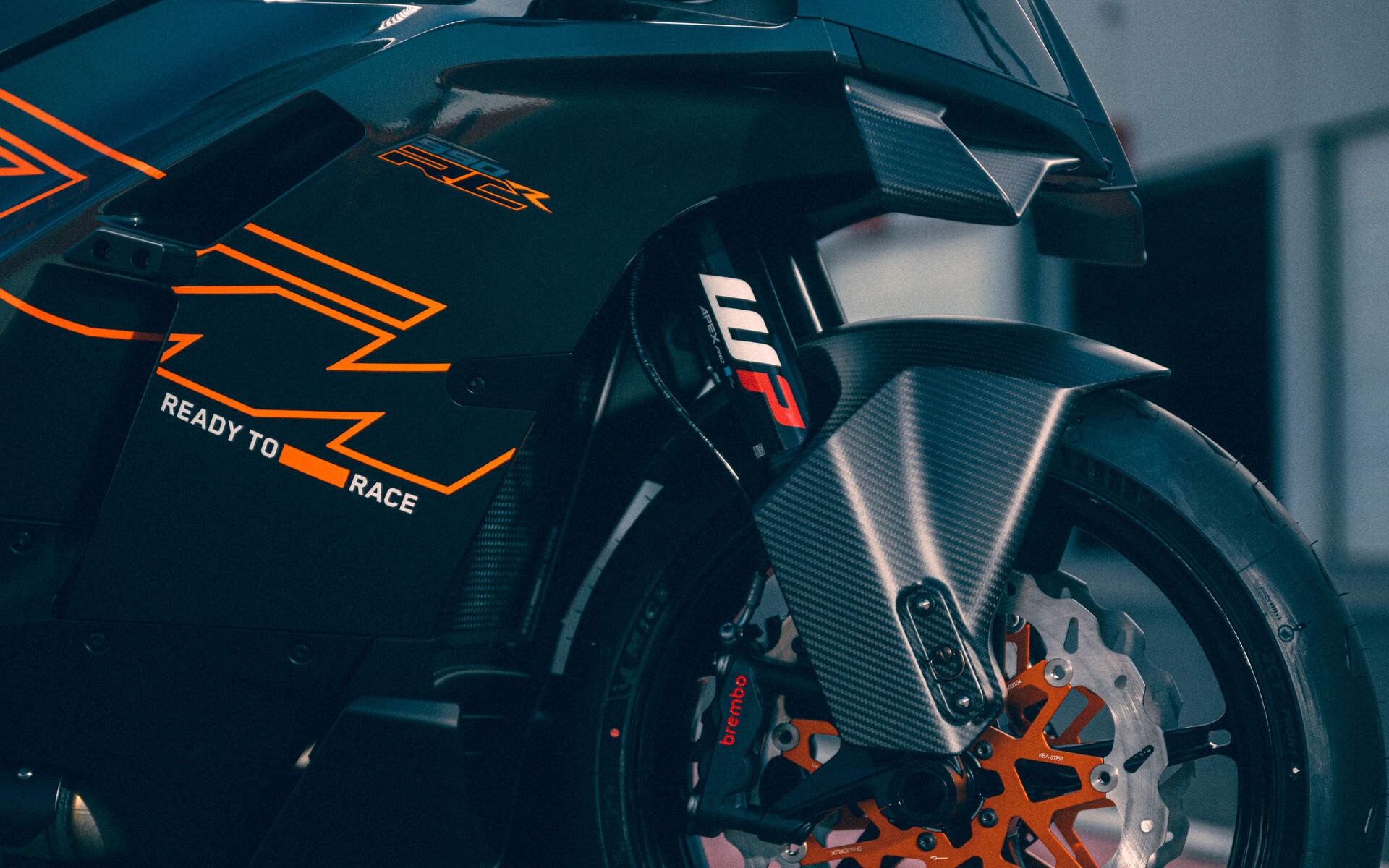 Detaljer på 2026 KTM 990 RC R
